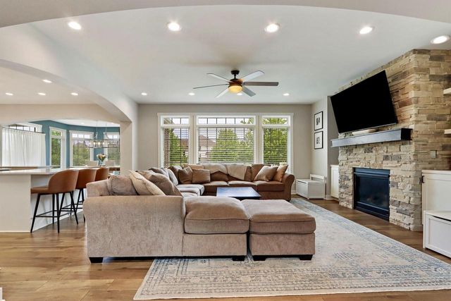 4222 98th STREET, Pleasant Prairie, WI 53158