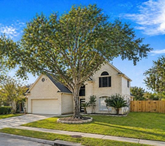 7619 Omaha Drive, Baytown, TX 77521