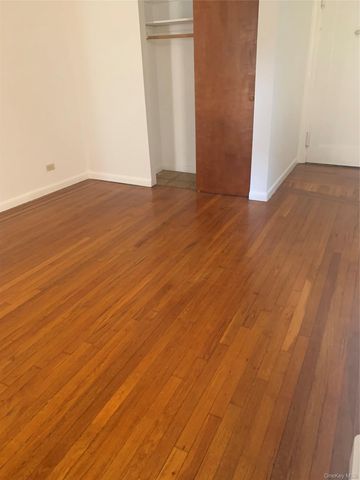 3975 56th Street 4A, Woodside, NY 11377