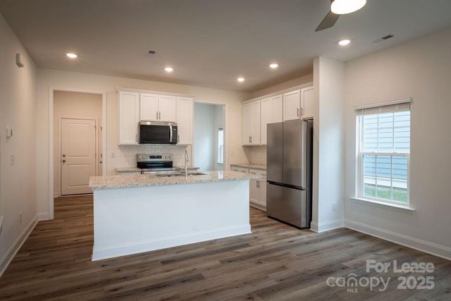 5021 Cherry Gum Court, Matthews, NC 28105