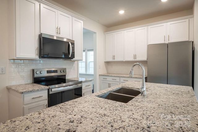 5021 Cherry Gum Court, Matthews, NC 28105