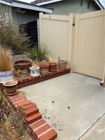 1524 Dover Avenue, Thousand Oaks, CA 91360