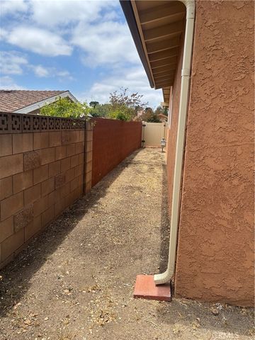 1524 Dover Avenue, Thousand Oaks, CA 91360