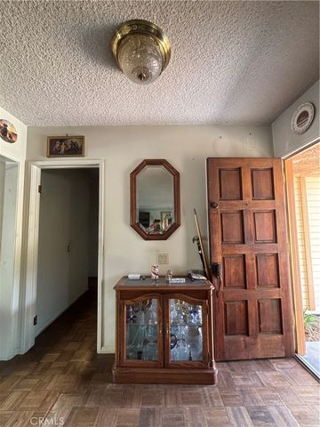 1524 Dover Avenue, Thousand Oaks, CA 91360