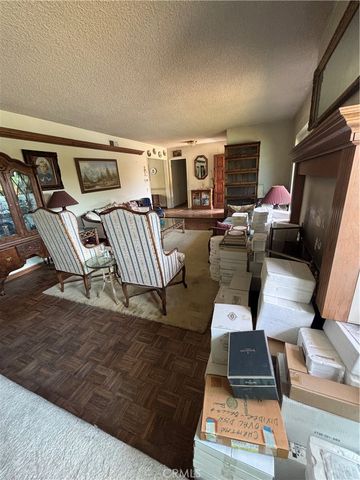 1524 Dover Avenue, Thousand Oaks, CA 91360