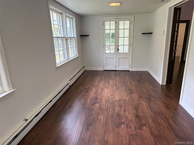 6 Raven Way, Pleasantville, NY 10570