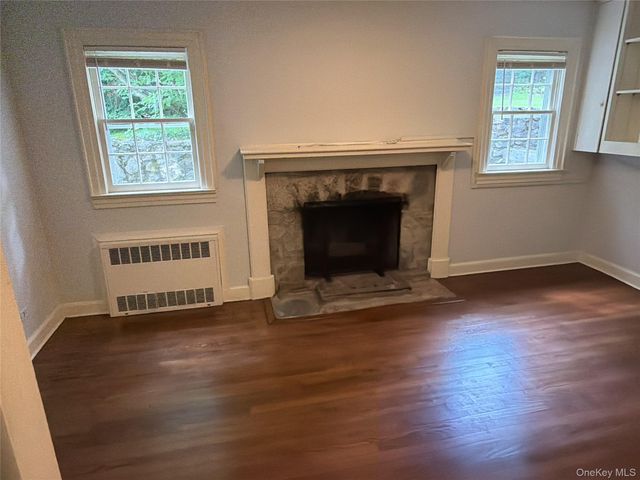 6 Raven Way, Pleasantville, NY 10570
