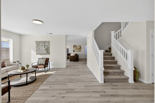 1530 Maryclair Dr, Olivehurst, CA 95961