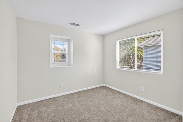 1530 Maryclair Dr, Olivehurst, CA 95961