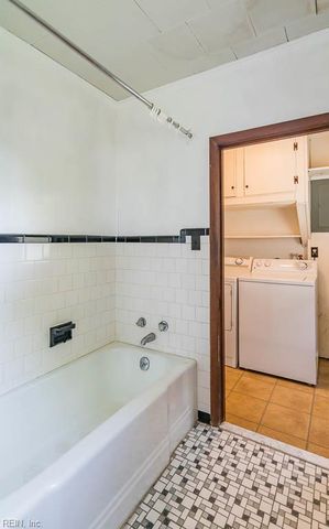 16 S Juniper ST, Hampton, VA 23669