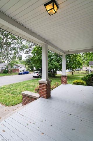 16 S Juniper ST, Hampton, VA 23669