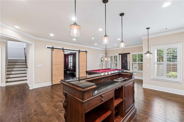 7695 Highland Bluff, Sandy Springs, GA 30328