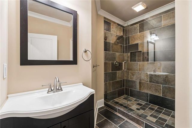 7695 Highland Bluff, Sandy Springs, GA 30328