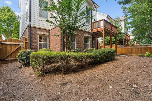 7695 Highland Bluff, Sandy Springs, GA 30328