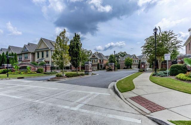 7695 Highland Bluff, Sandy Springs, GA 30328