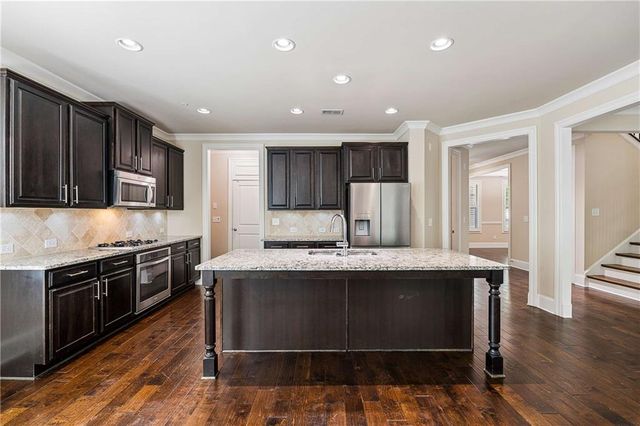 7695 Highland Bluff, Sandy Springs, GA 30328