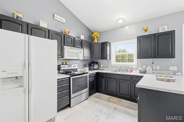 5 Hannah Ridge Trail, Elsberry, MO 63343