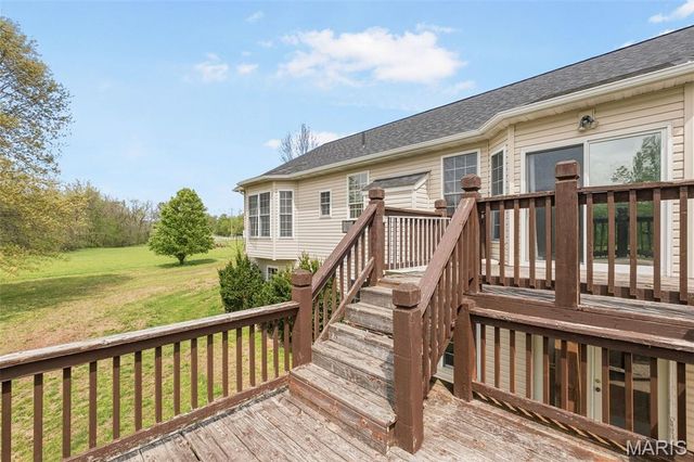 5 Hannah Ridge Trail, Elsberry, MO 63343