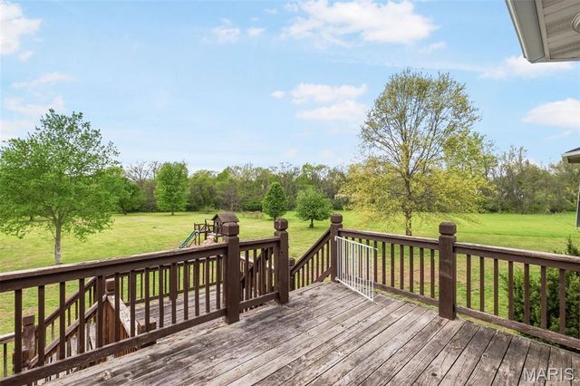 5 Hannah Ridge Trail, Elsberry, MO 63343