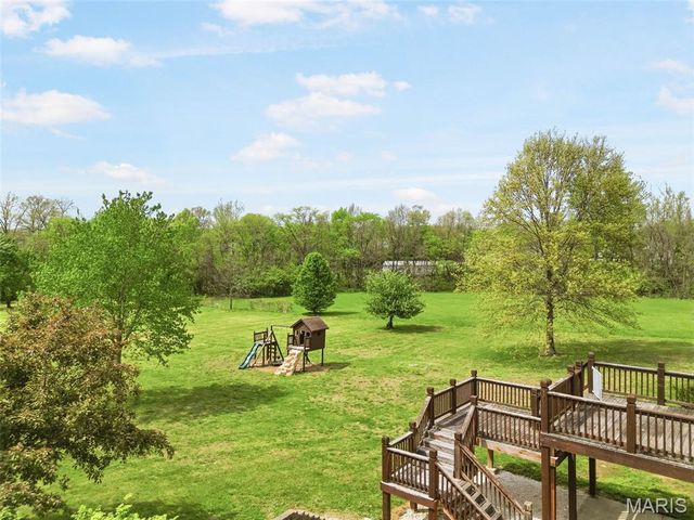 5 Hannah Ridge Trail, Elsberry, MO 63343