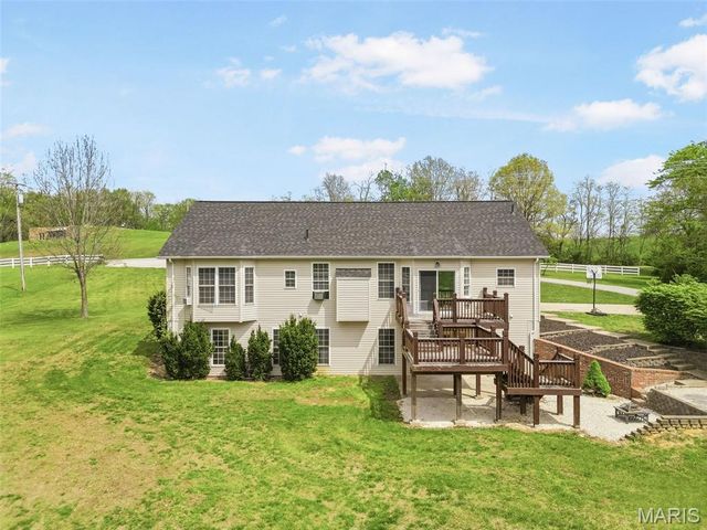 5 Hannah Ridge Trail, Elsberry, MO 63343
