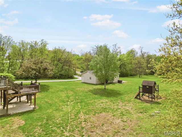 5 Hannah Ridge Trail, Elsberry, MO 63343