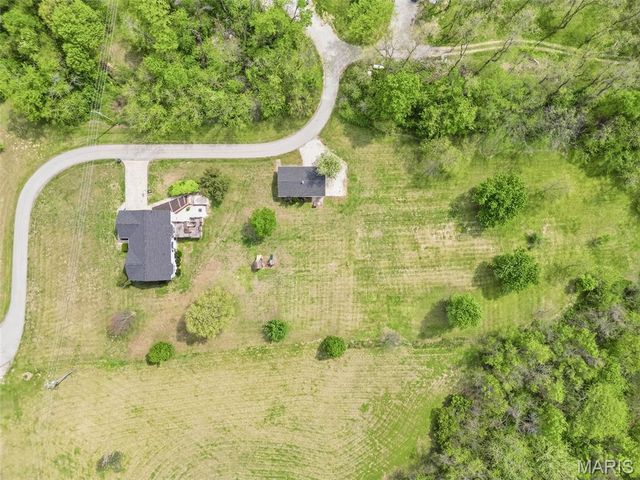 5 Hannah Ridge Trail, Elsberry, MO 63343