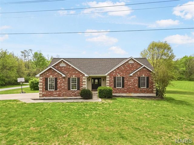 5 Hannah Ridge Trail, Elsberry, MO 63343