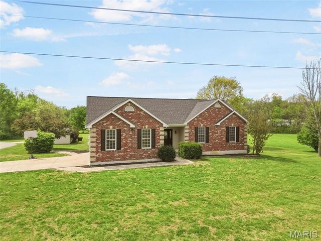 5 Hannah Ridge Trail, Elsberry, MO 63343