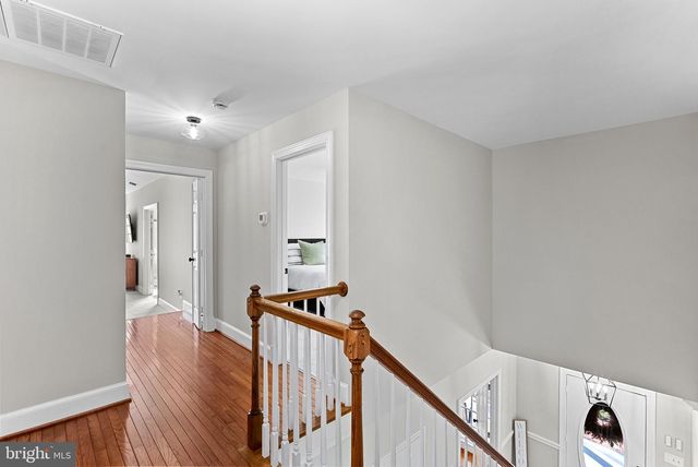 9440 FLOWERDEN LN, Manassas, VA 20110