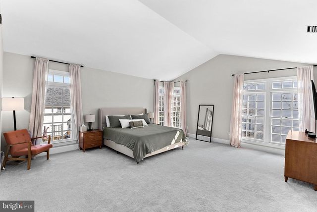 9440 FLOWERDEN LN, Manassas, VA 20110