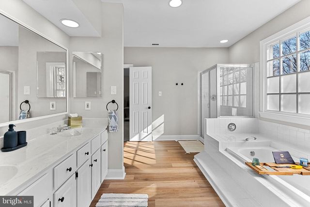 9440 FLOWERDEN LN, Manassas, VA 20110