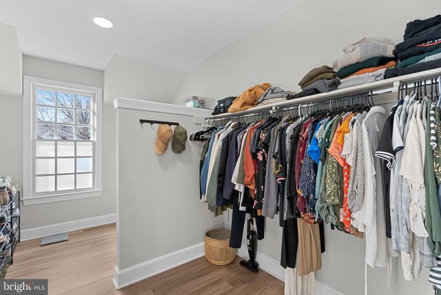 9440 FLOWERDEN LN, Manassas, VA 20110