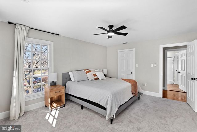 9440 FLOWERDEN LN, Manassas, VA 20110