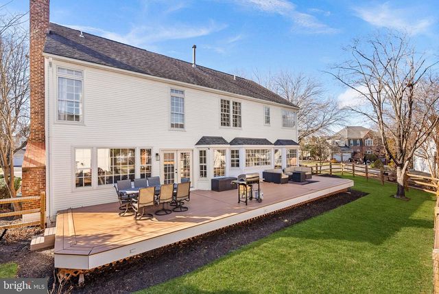 9440 FLOWERDEN LN, Manassas, VA 20110