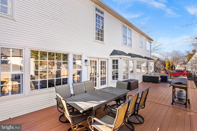 9440 FLOWERDEN LN, Manassas, VA 20110