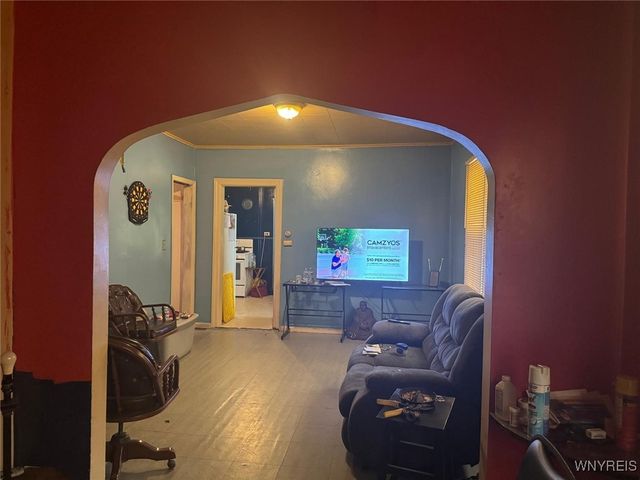 89 Deshler Street, Buffalo, NY 14212