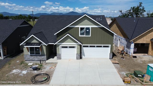 1961 E Mykal CT, Post Falls, ID 83854