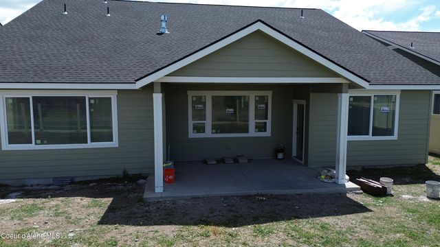 1961 E Mykal CT, Post Falls, ID 83854