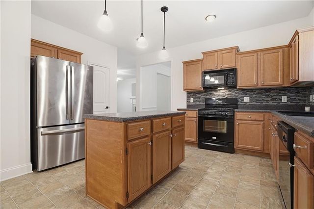 4122 Creekrun Circle, Buford, GA 30519
