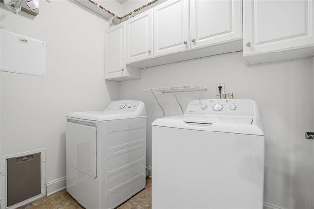 4122 Creekrun Circle, Buford, GA 30519