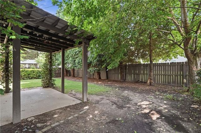 4122 Creekrun Circle, Buford, GA 30519