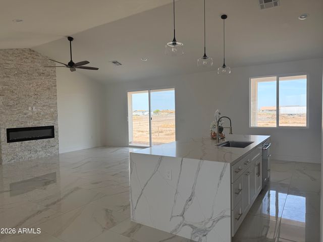 7813 S 221st Ln --, Buckeye, AZ 85326