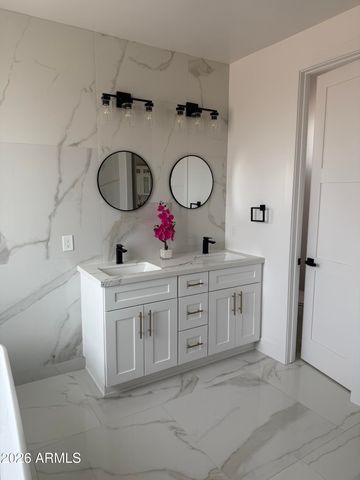 7813 S 221st Ln --, Buckeye, AZ 85326