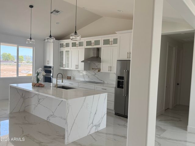 7813 S 221st Ln --, Buckeye, AZ 85326