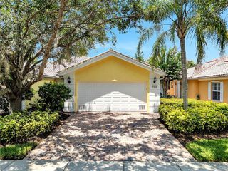 11854 DELFINA LANE, Orlando, FL 32827