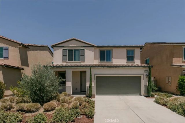 560 E Vodden, Rialto, CA 92376