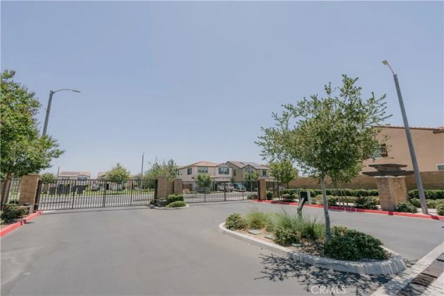 560 E Vodden, Rialto, CA 92376