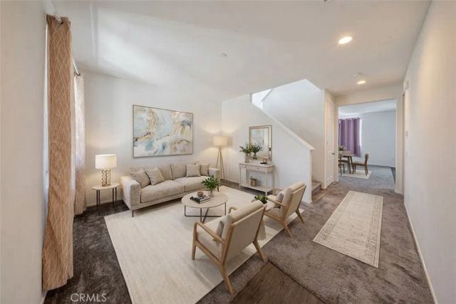 560 E Vodden, Rialto, CA 92376