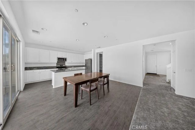 560 E Vodden, Rialto, CA 92376